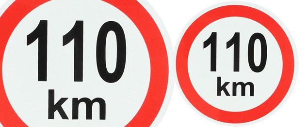 Samolepka na auto omezení rychlosti 110km