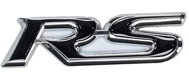 Kovová samolepka RS – černá (9 × 2,5 cm)